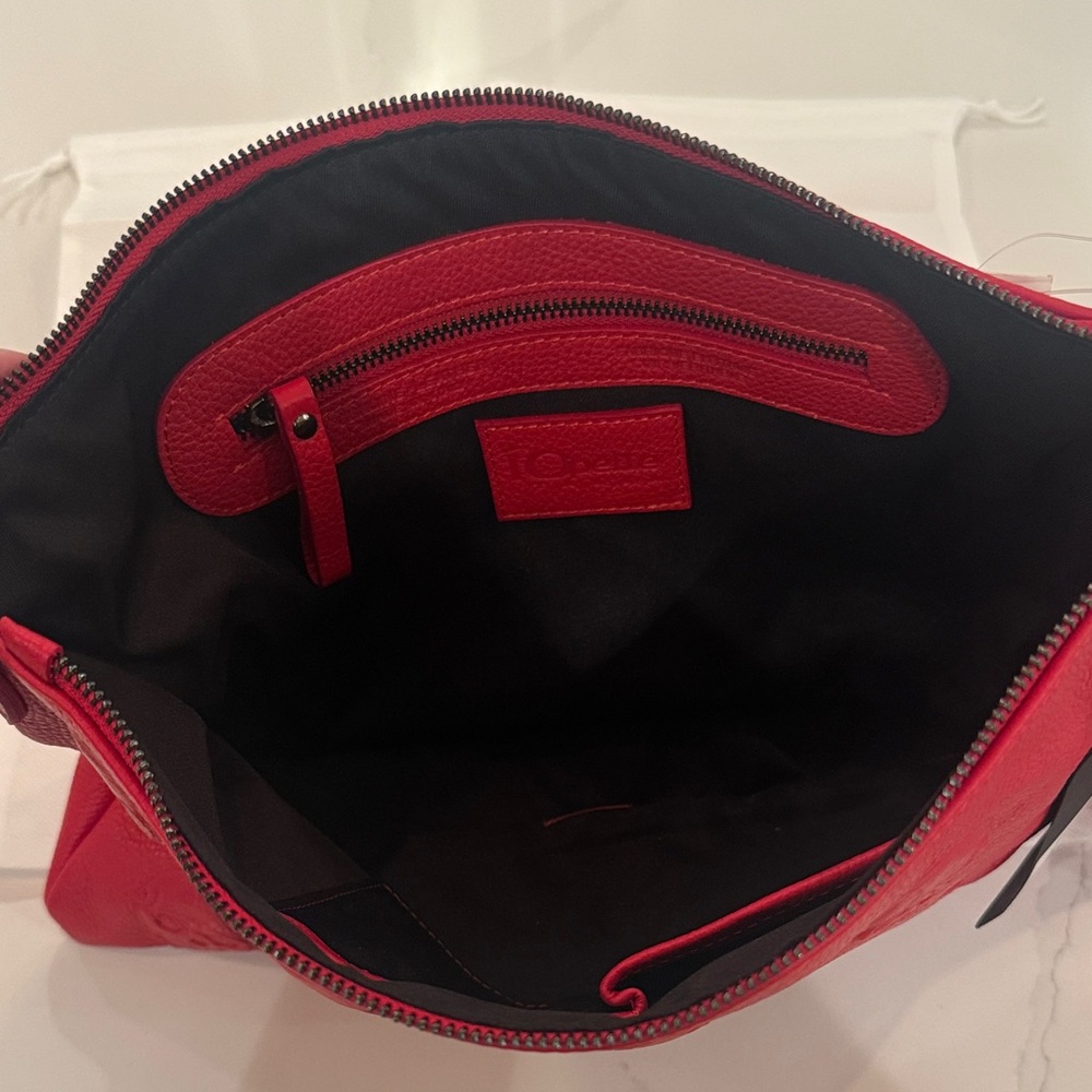 ÍO Pelle Red Embossed Skull Crossbody Bag - Picture 3 of 4